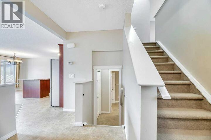 Property Photo:  126 Covebrook Place Northeast  AB T3K 0C9 