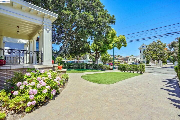 Property Photo: 2056 Santa Clara Ave CA 94501