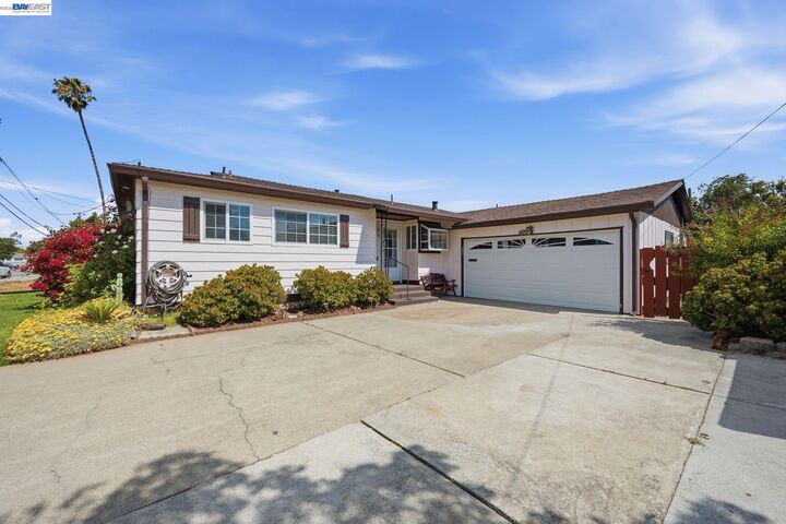 Property Photo: 35458 Orleans Dr CA 94560