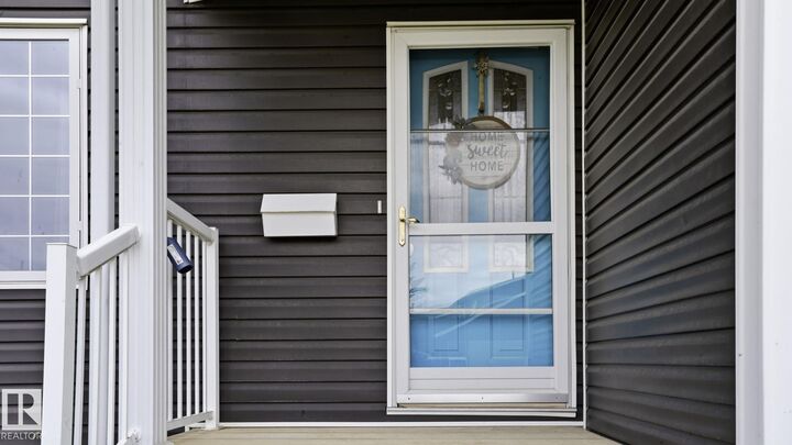 Property Photo:  11020 162A Avenue NW  AB T5X 2A1 