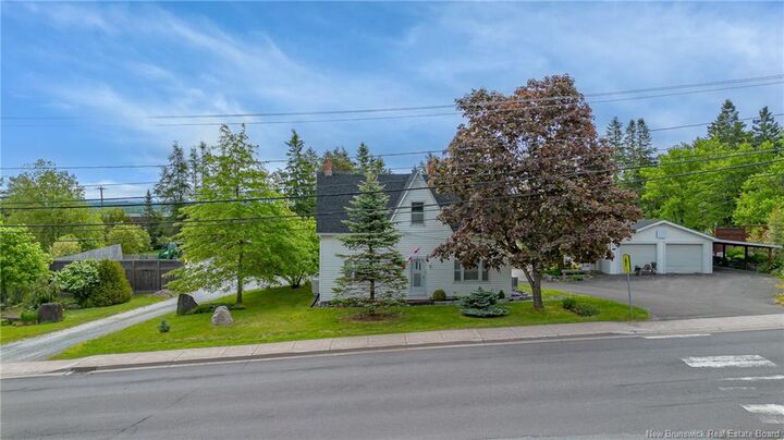 416 Hampton Road — photo 1