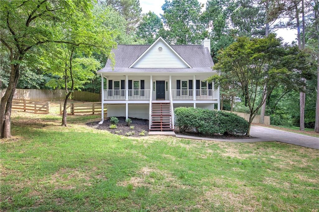 Property Photo:  202 Hawkins Farm Circle  GA 30107 