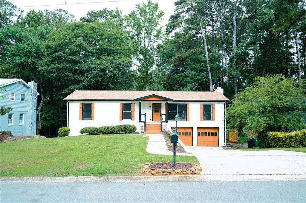 Property Photo:  1572 Darwen Lane  GA 30084 