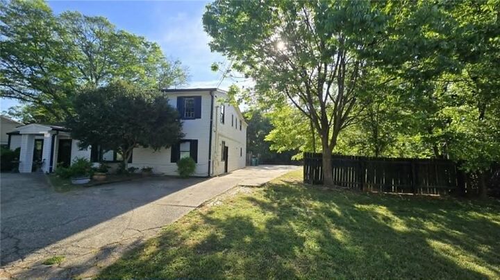 Property Photo:  2669 Knoll Road SE  GA 30080 