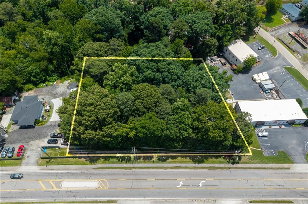 Property Photo:  5557 Oakdale Road SE  GA 30126 