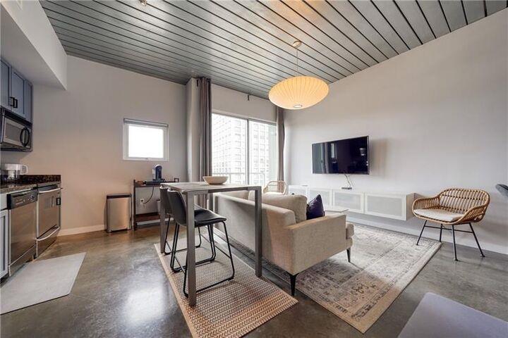 Property Photo:  620 Glen Iris Drive NE 506  GA 30308 