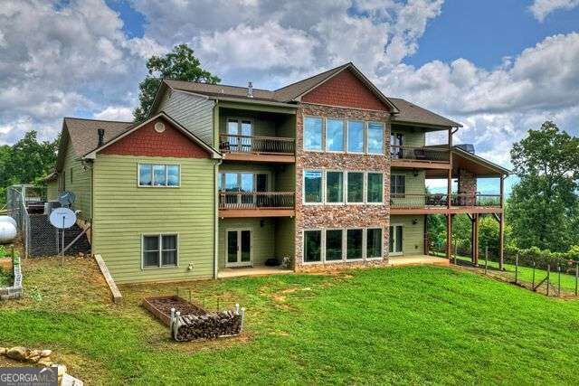 Property Photo:  384 Dean Road  GA 30559 