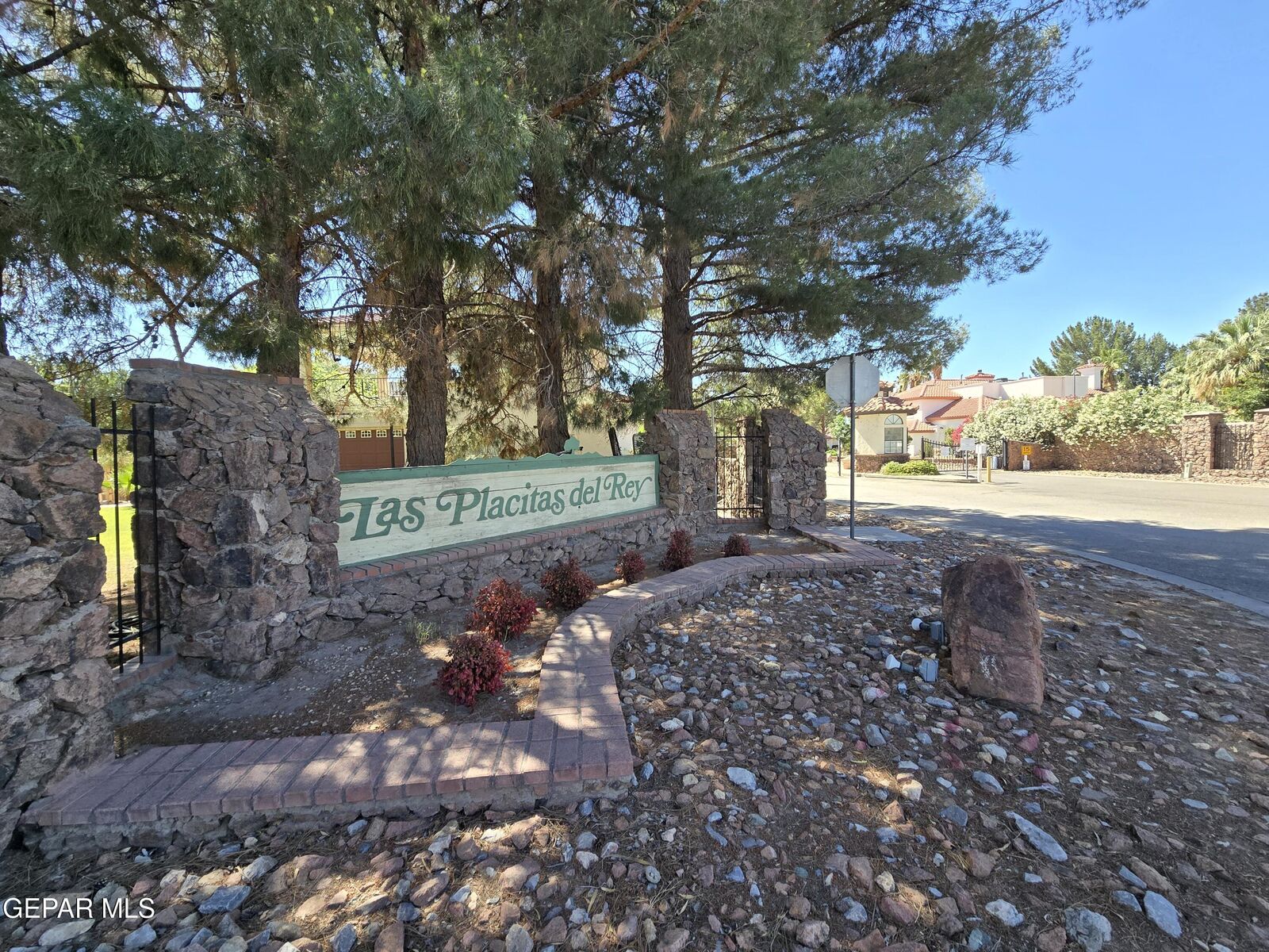 Property Photo: 14 Via Placita TX 79927