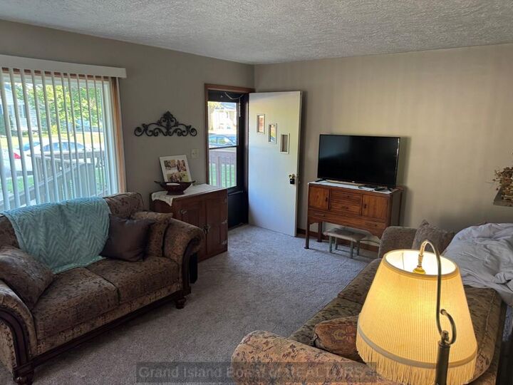 Property Photo: 316 E 19th St NE 68801