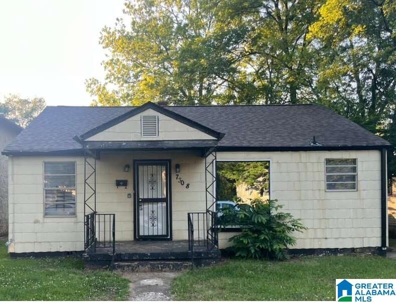 Property Photo: 7308 4th Avenue AL 35206