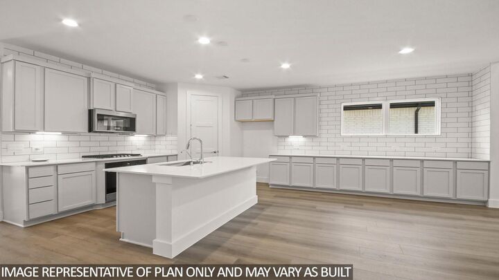 Property Photo: 4617 Vernal Loop TX 77303