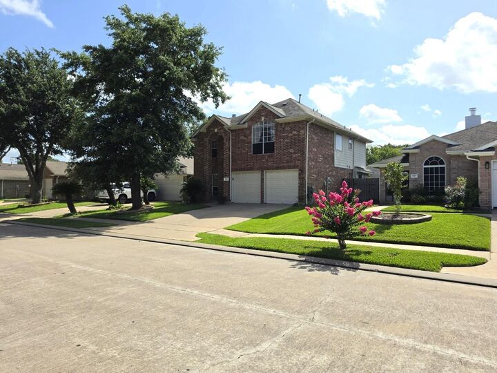 Property Photo: 9023 Dragonwood Trail TX 77083
