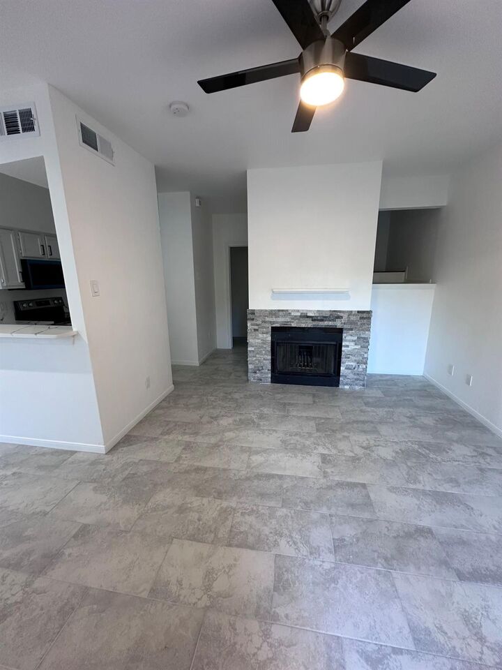 Property Photo:  2121 El Paseo Street 2202  TX 77054 