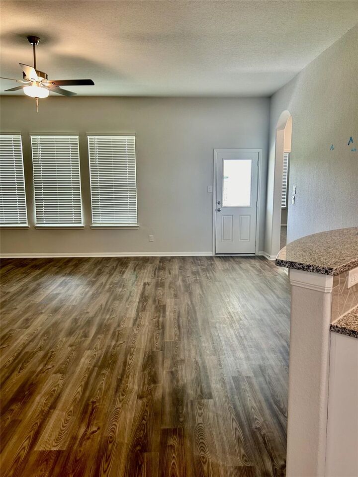 Property Photo: 509 Turtle Dove Drive TX 77474