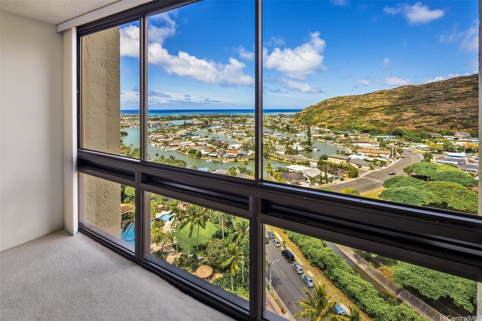 Property Photo: 521 Hahaione Street 2-18K HI 96825