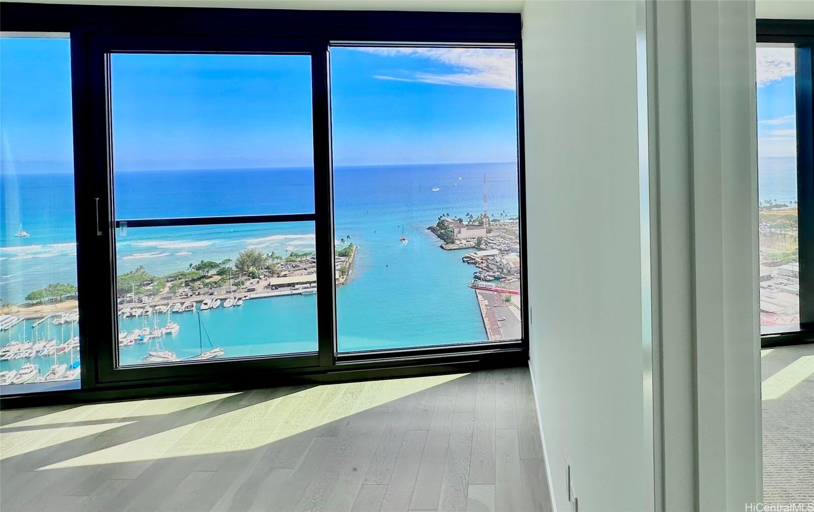 Property Photo: 333 Ward Avenue 3501 HI 96814