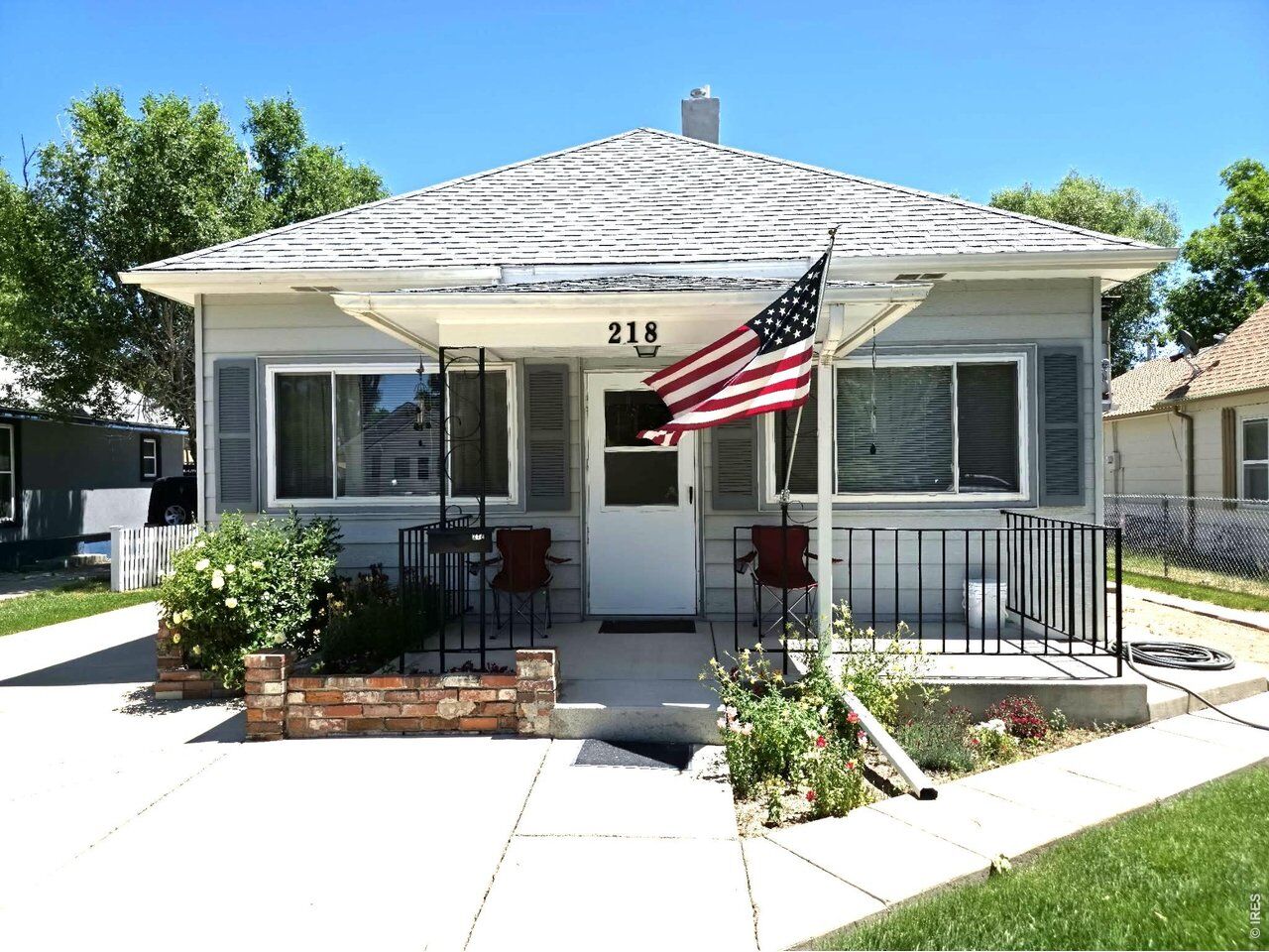 Property Photo: 218 Maple St CO 80701