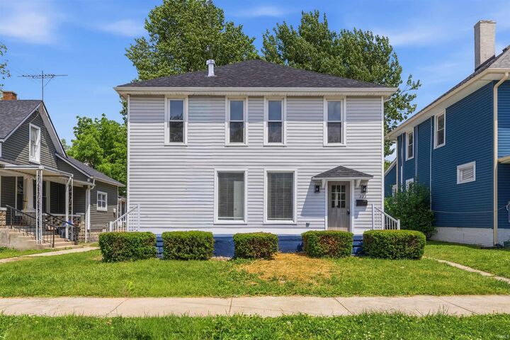 Property Photo:  323 N Main Street  IN 46072-1314 