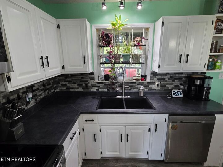 Property Photo:  220 Michal Lane  TN 37825 