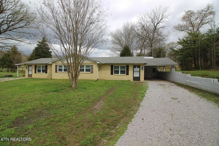 Property Photo: 611 Laurel Bluff Rd TN 37763