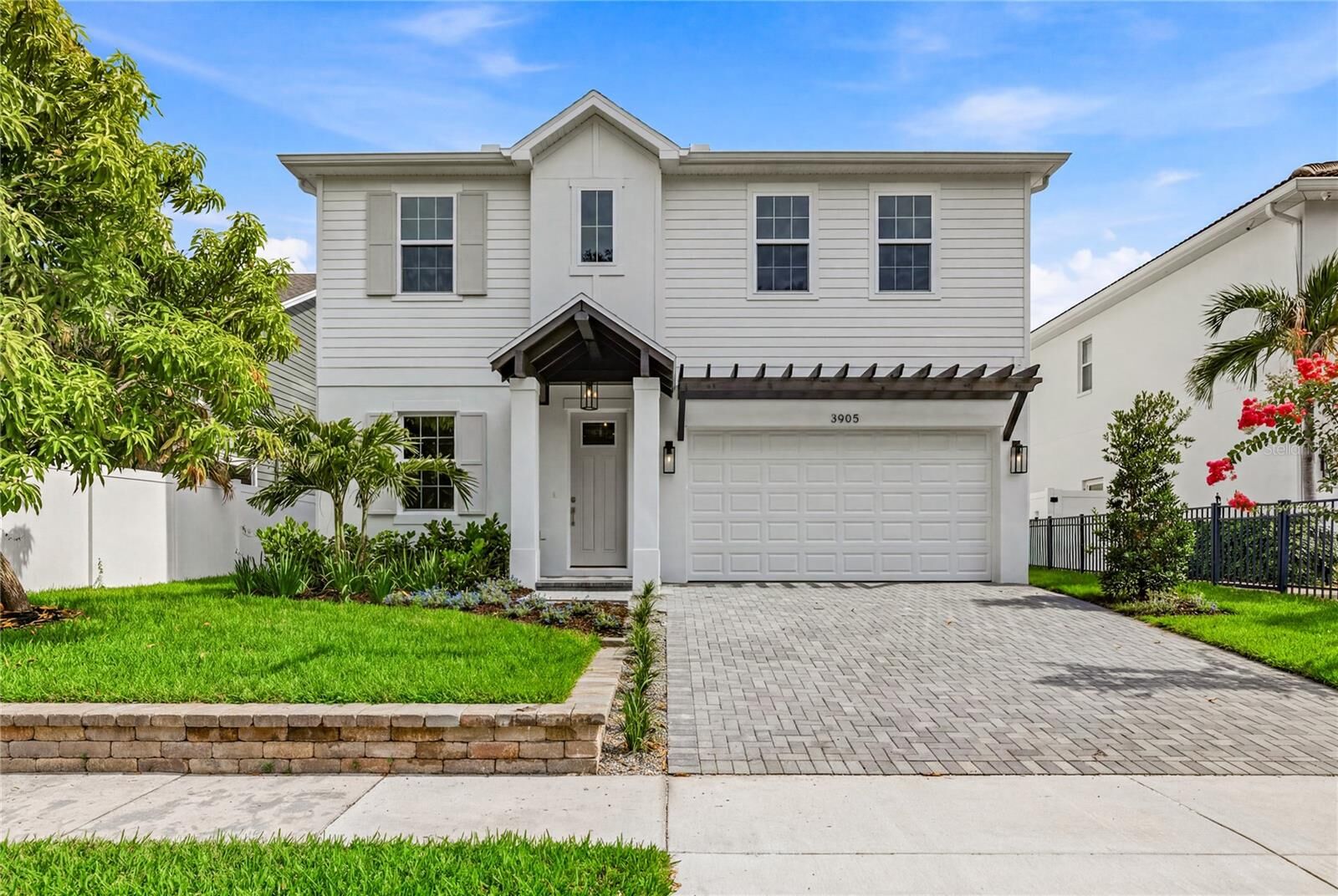 Property Photo: 3905 W Tacon Street FL 33629