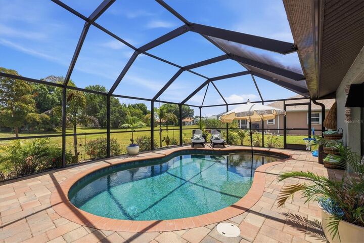 Property Photo: 334 San Cristobal Avenue FL 33983