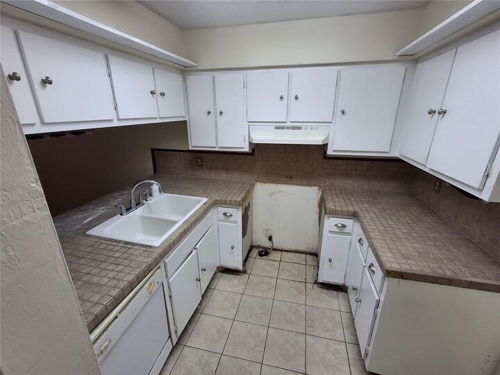 Property Photo: 4333 SW 69th Terrace FL 32608