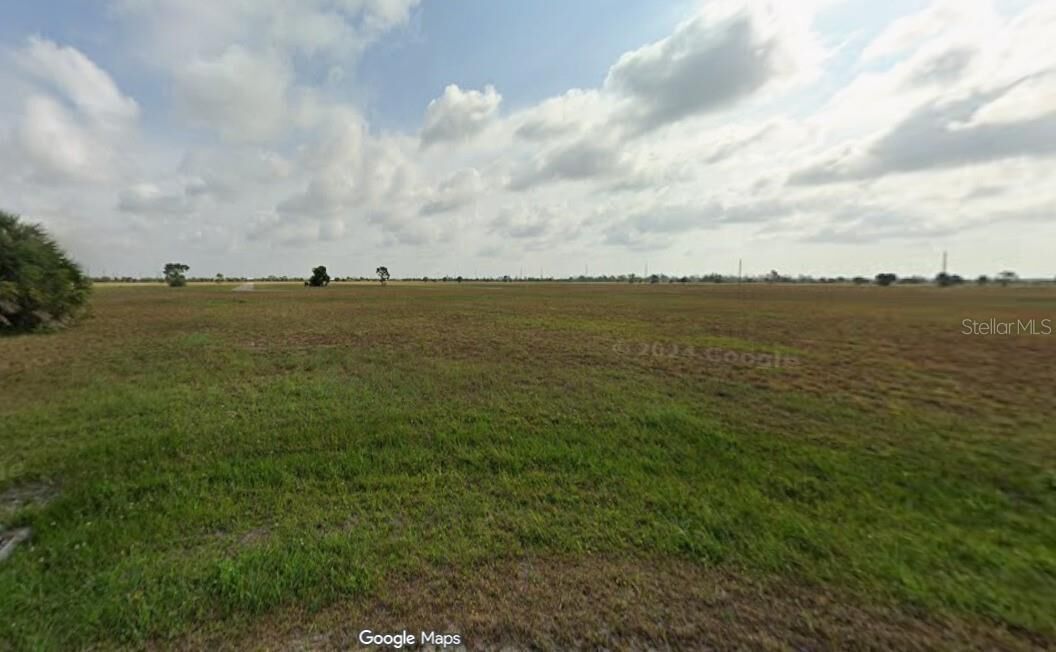 Property Photo: 18 Egret Court FL 33946