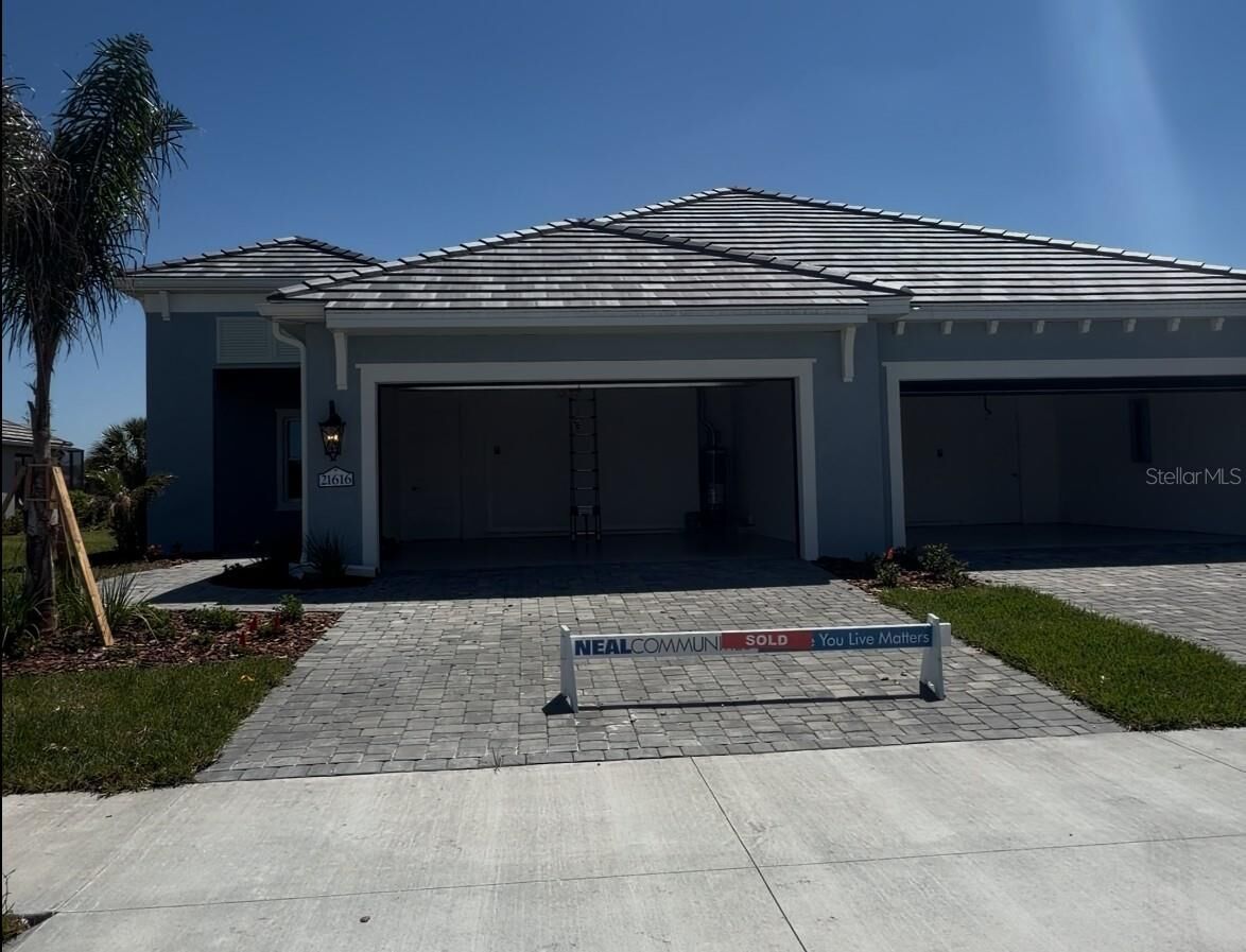 Property Photo: 21616 Lake Placid Way FL 34293