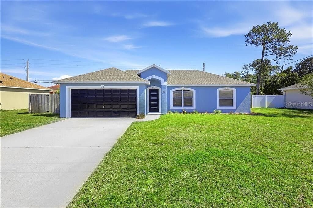 Property Photo:  32 Emerson Drive  FL 32164 