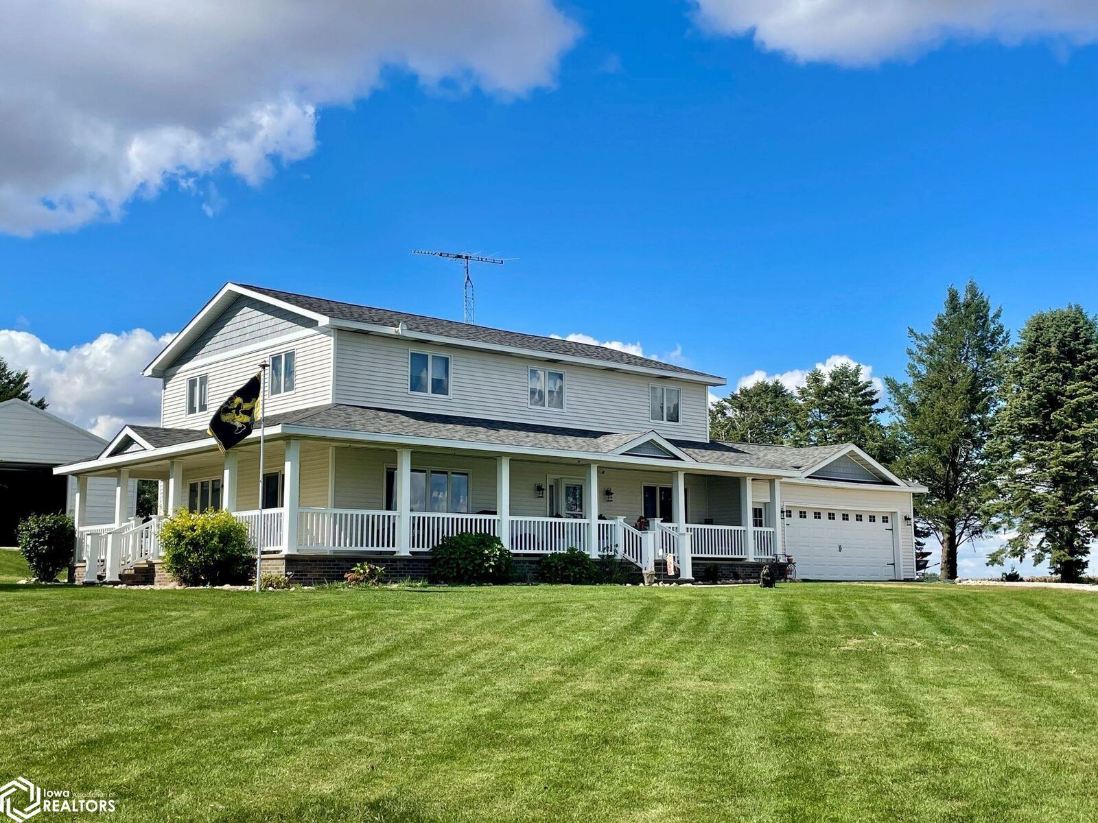 Property Photo: 1182 Nettle Avenue IA 50441