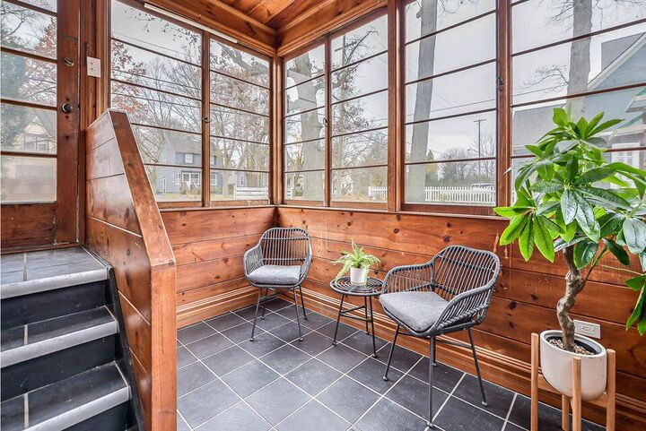 Property Photo: 814 Pauline Boulevard Unit 2 MI 48103-5573