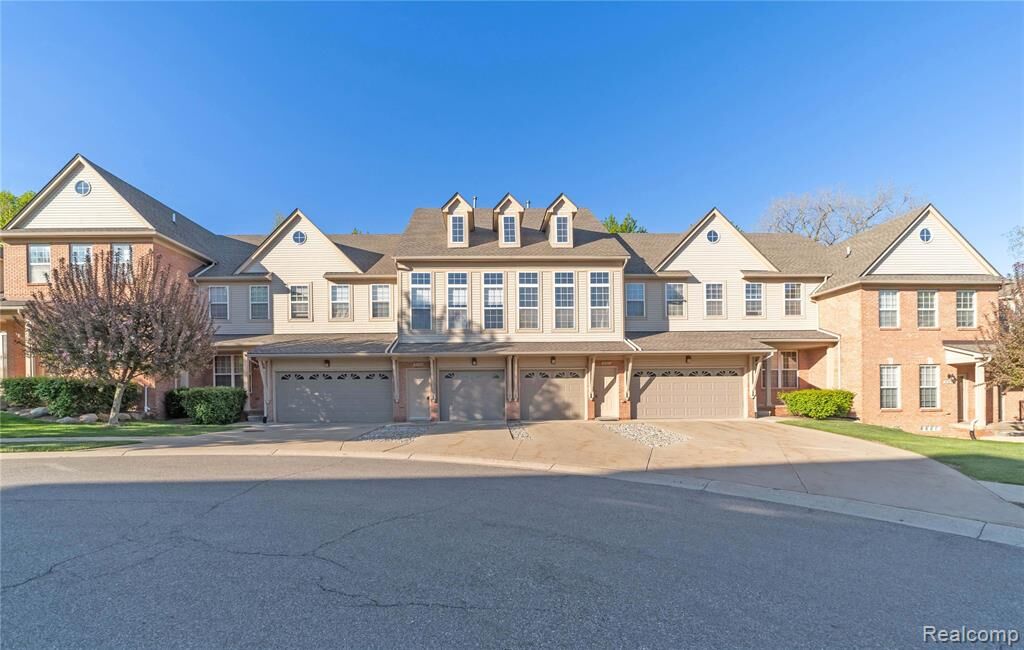 Property Photo: 5143 Parsley Drive MI 48316 5728