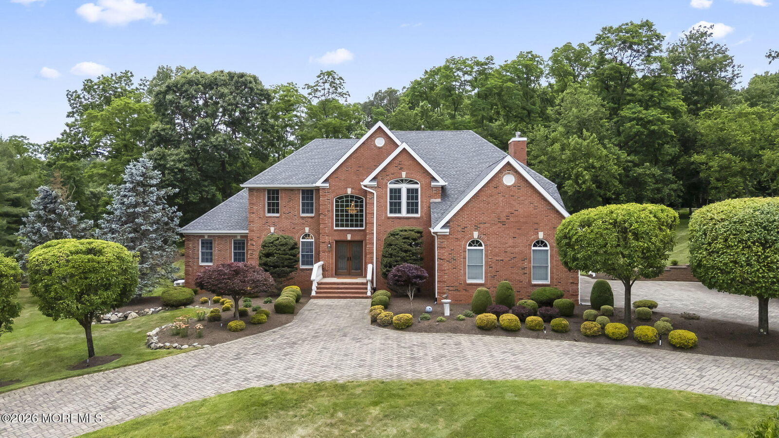 Property Photo:  10 Castlehill Drive  NJ 07746 