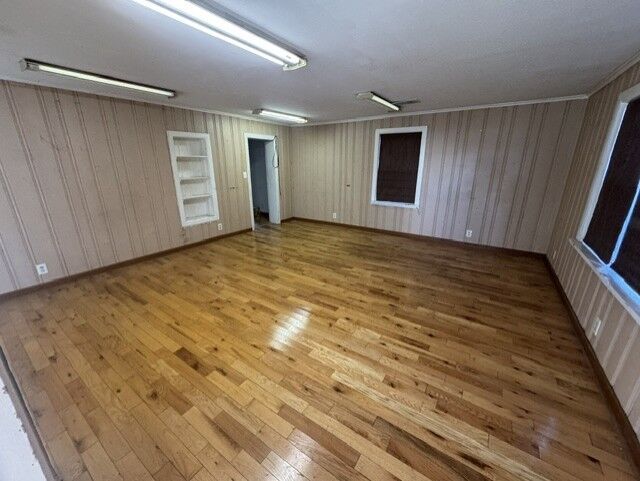 Property Photo: 937 Montgomery Avenue IL 60506