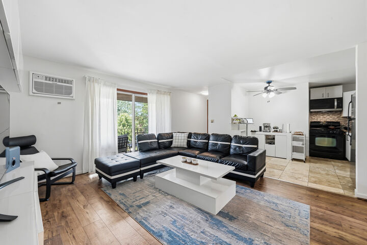 Property Photo: 2512 Waterbury Drive 705 IL 60517