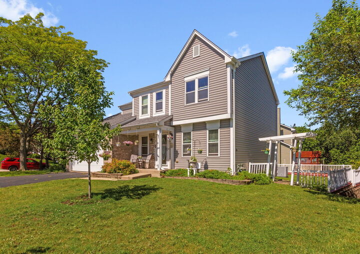 Property Photo: 1898 McRae Lane IL 60060