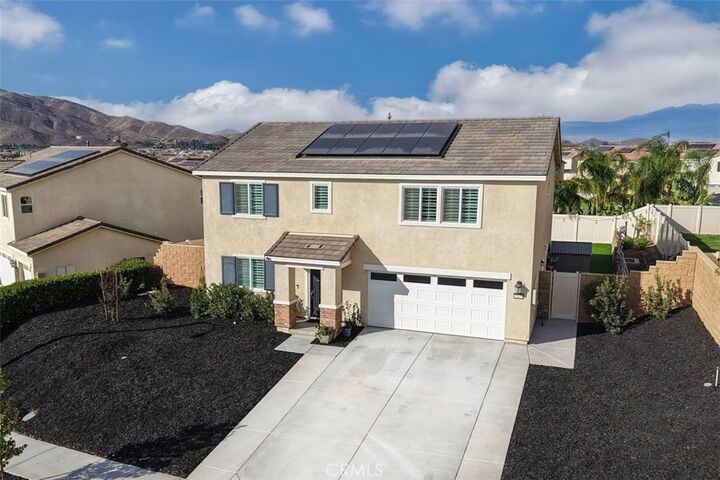 Property Photo: 32078 Rambling Court CA 92596