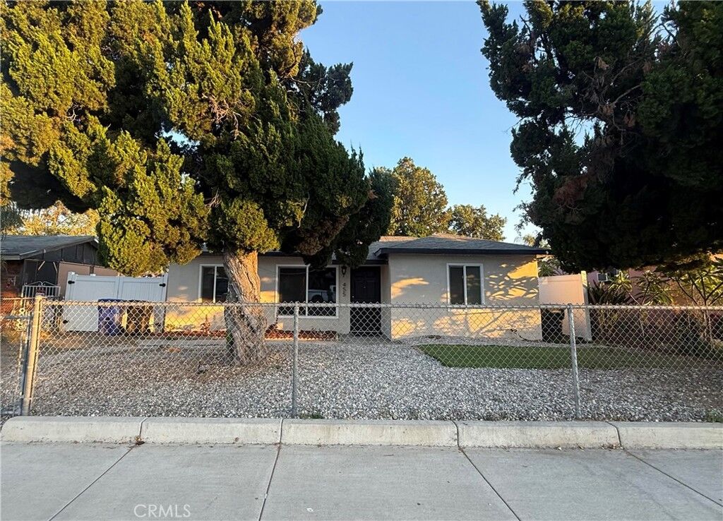 Property Photo: 455 E Wilson St. CA 92376