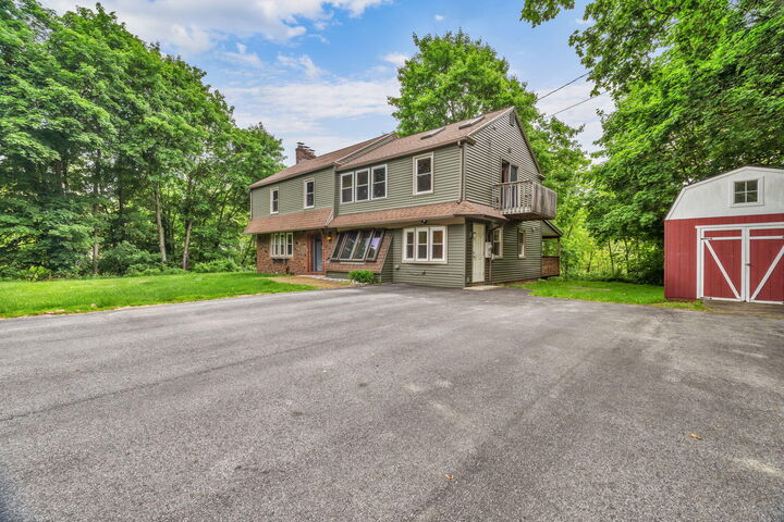Property Photo:  39 Manning Avenue  ME 04240 