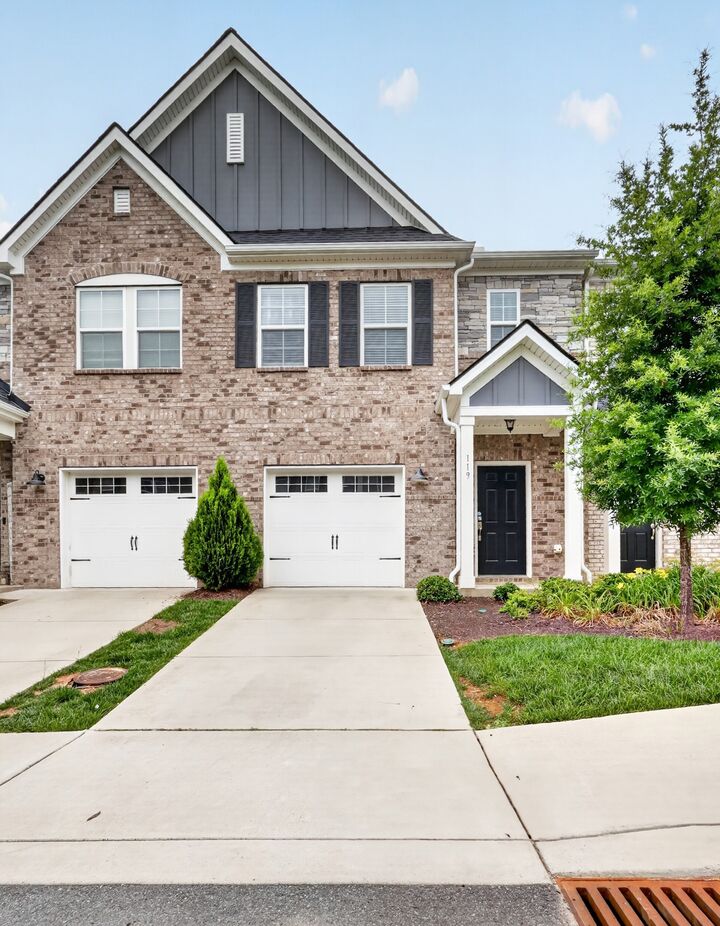 Property Photo: 119 Brighton Ln TN 37090