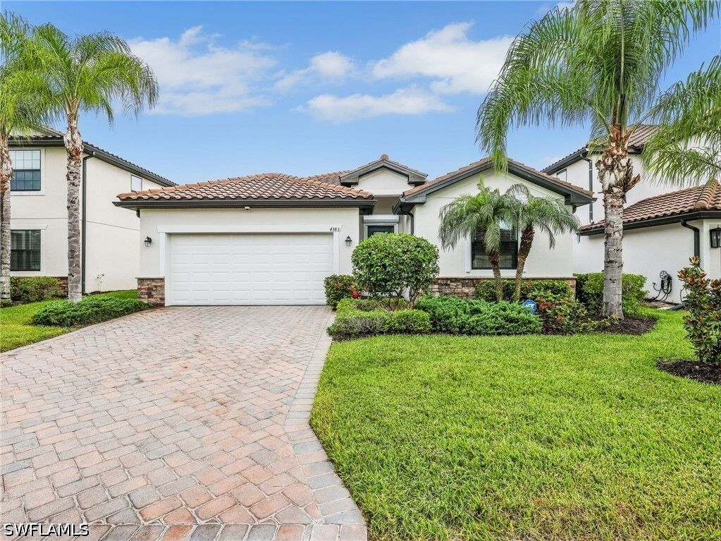Property Photo: 4383 Bismark Way FL 34119