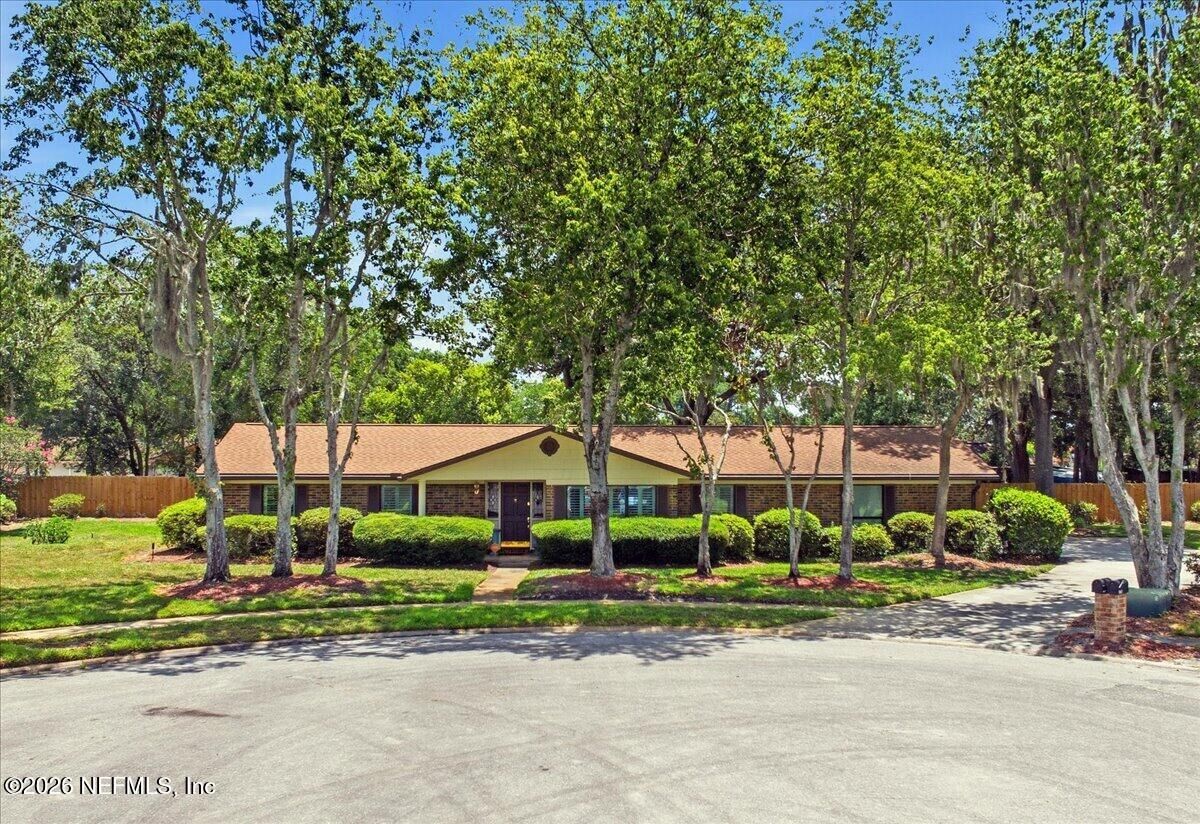 Property Photo: 1728 Alder Drive FL 32073