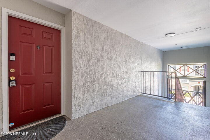 Property Photo:  3591 Kernan Boulevard 226  FL 32224 