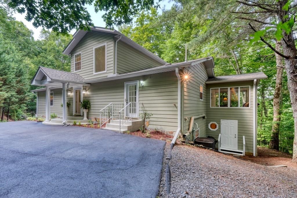 Property Photo: 549 Cook Mountain Drive GA 30512
