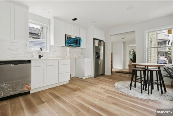 Property Photo:  76 Mitchell Street  NJ 07052 
