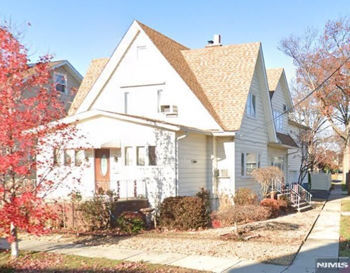 Property Photo:  653 New York Avenue  NJ 07071 