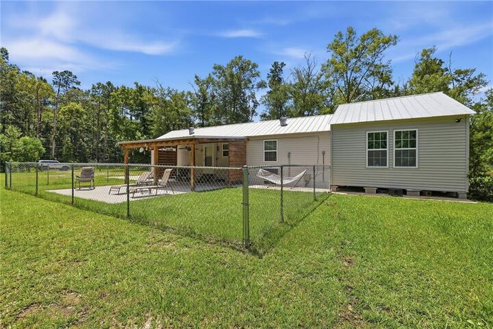 Property Photo: 18647 Weinberger Road LA 70454