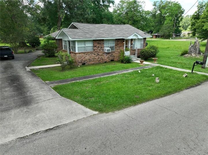 Property Photo:  507 W Martin Luther King Street  LA 70422 