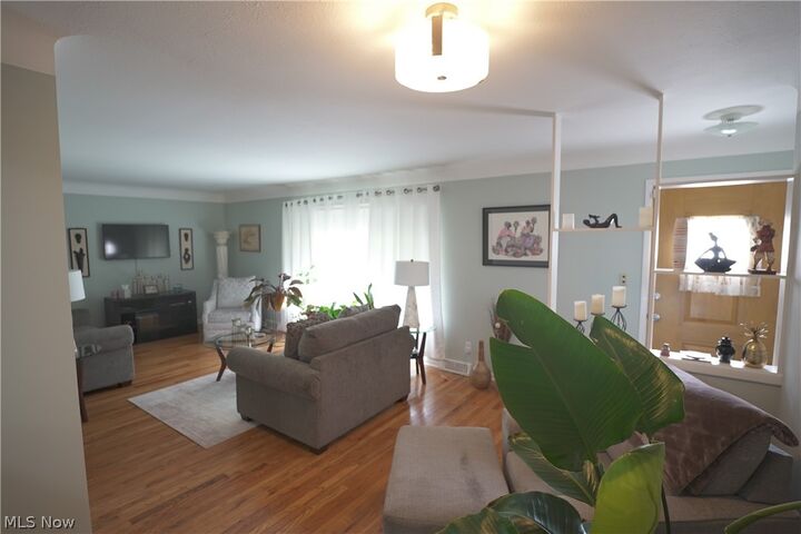 Property Photo:  731 Edgewood Road  OH 44143 